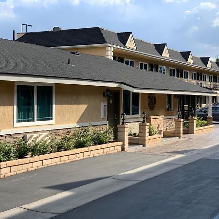Walnut Inn & Suites ウェストコビーナ エクステリア 写真
