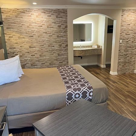 Walnut Inn & Suites ウェストコビーナ エクステリア 写真