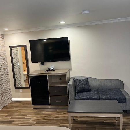 Walnut Inn & Suites ウェストコビーナ エクステリア 写真